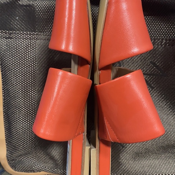 - Charles David SIAMESE slide  salmons shade double strap across instep 7.5 - Picture 6 of 15